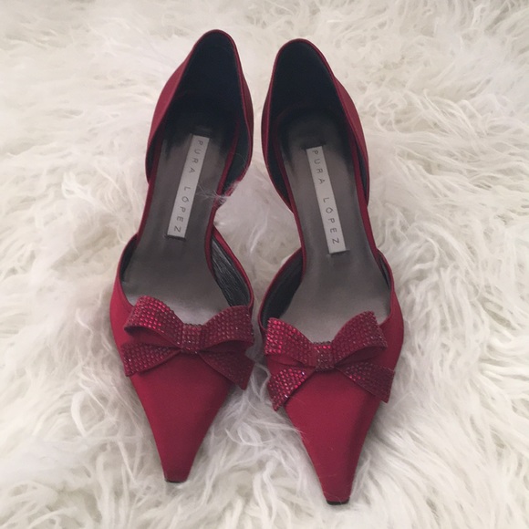 Shoes - Picture 1 of 4